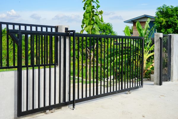 A tubular steel gate